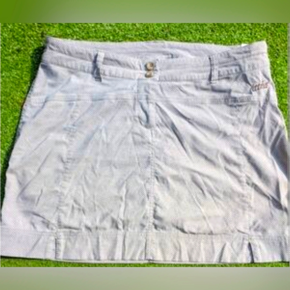 👉10/10$ Avia Light Gray Skirt